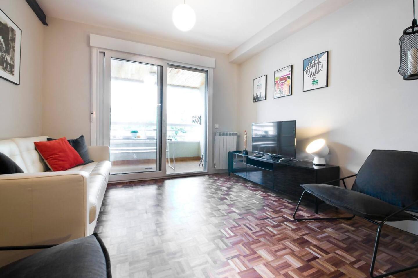 Sereno Refugio En Barrio Residencial Apartment Anorga-Lugariz