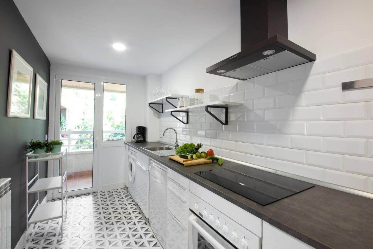 Apartment Sereno Refugio En Barrio Residencial Anorga-Lugariz